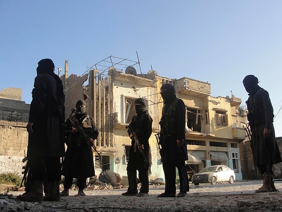 Nusra Cephesi Türkiye'den Gelen 'Eğit-Donat Birliğini Kaçırdı'