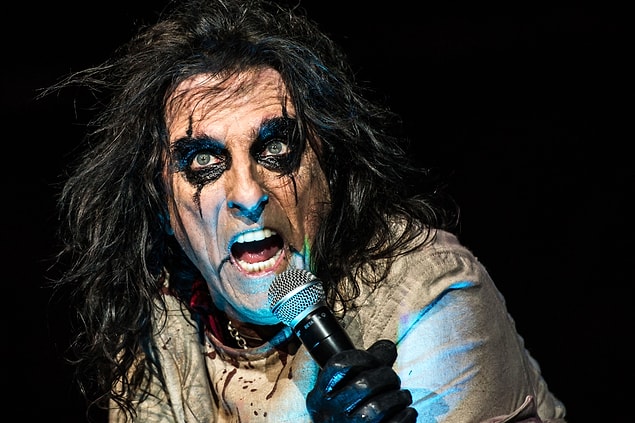 15. Alice Cooper