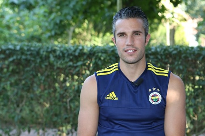 Van Persie: "Fenerbahçe Forması Giydiğim İlk Maçım Çok Özeldi"