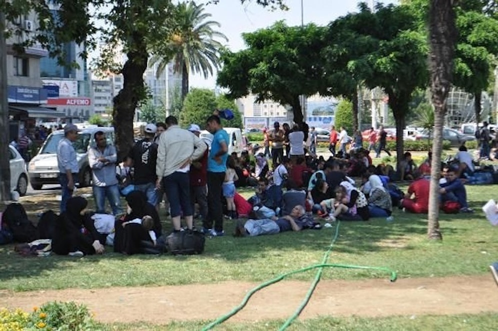 İzmir'e Suriyeli Mülteci Akını: Tek Umutları Avrupa'ya Gitmek...