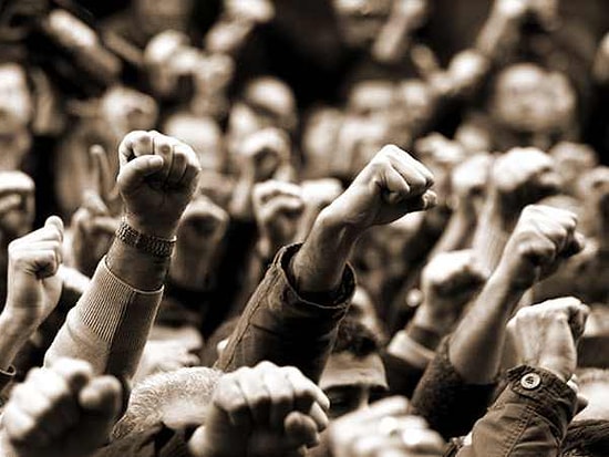 Topraklarımızdan Doğan 10 Protest Müzik Grubu ve Şarkıcı