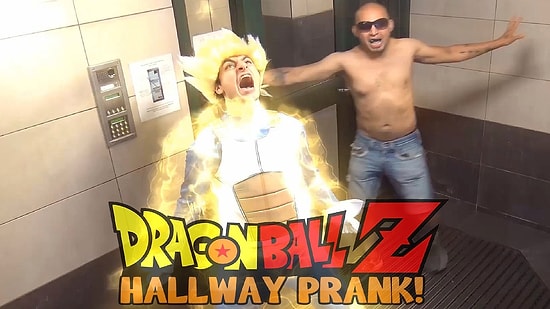 Dragon Ball Z Kostümü ile İnsanları Troll'leyen Adam