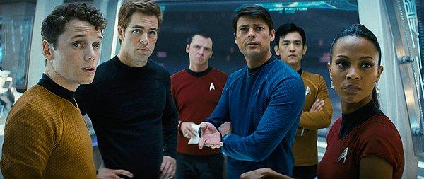 8. Star Trek'te neden hala yıldız gemileri kullanılıyor?