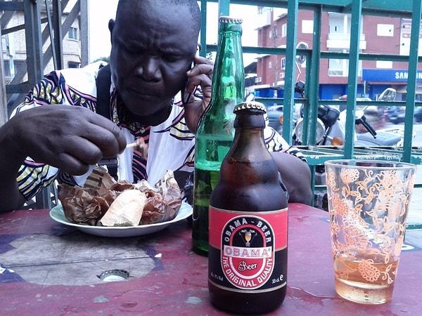 Benin'de içtiği Obama biralarını pek beğenmeyen Gunnar sokak lezzetlerini denemeyi ihmal etmemiş.