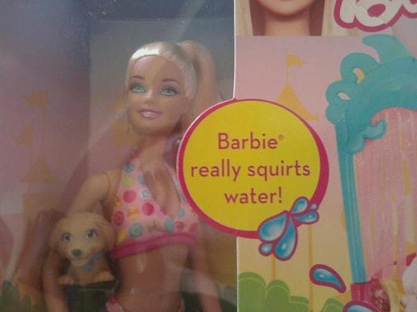 2. Su fışkırtma özelliği olan bu Barbie.