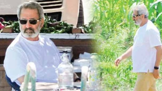 Eski Bakan Zafer Çağlayan Yeni İmajıyla Objektiflere Takıldı