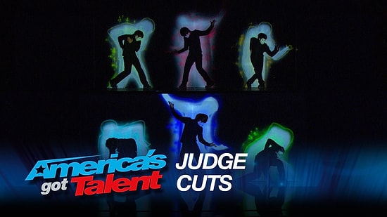 Japon Grubun Fütüristik Performansı