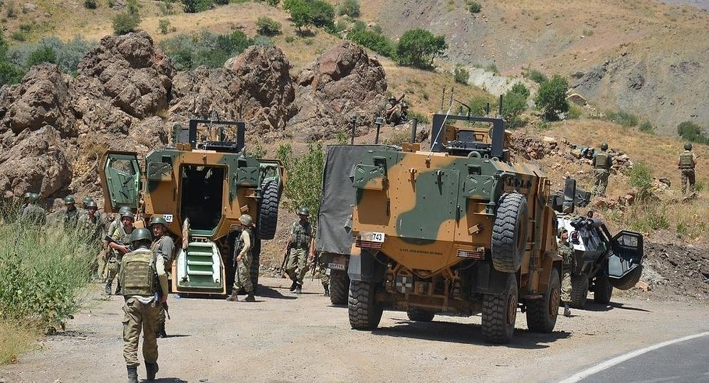 Diyarbakır'da Karakola Roketatarlı Saldırı: 1 Şehit, 5 Yaralı