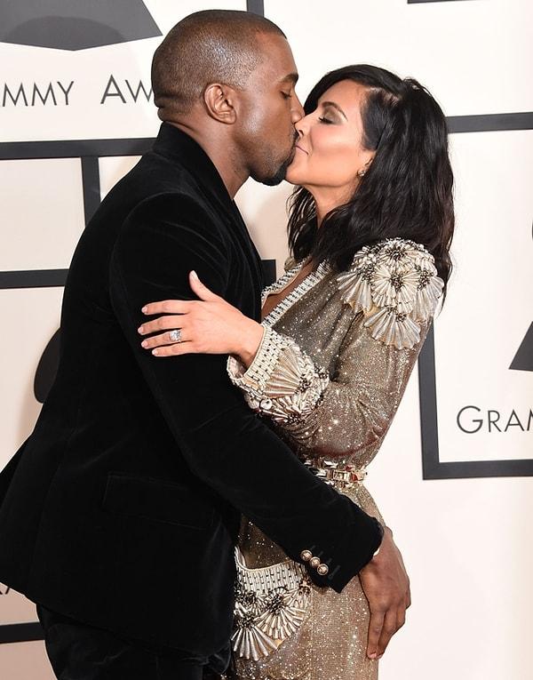 Nihayet çalışmalar sonuç vermiş olacak ki, Kim ve Kanye yeni bebek haberini ilan ettiler.
