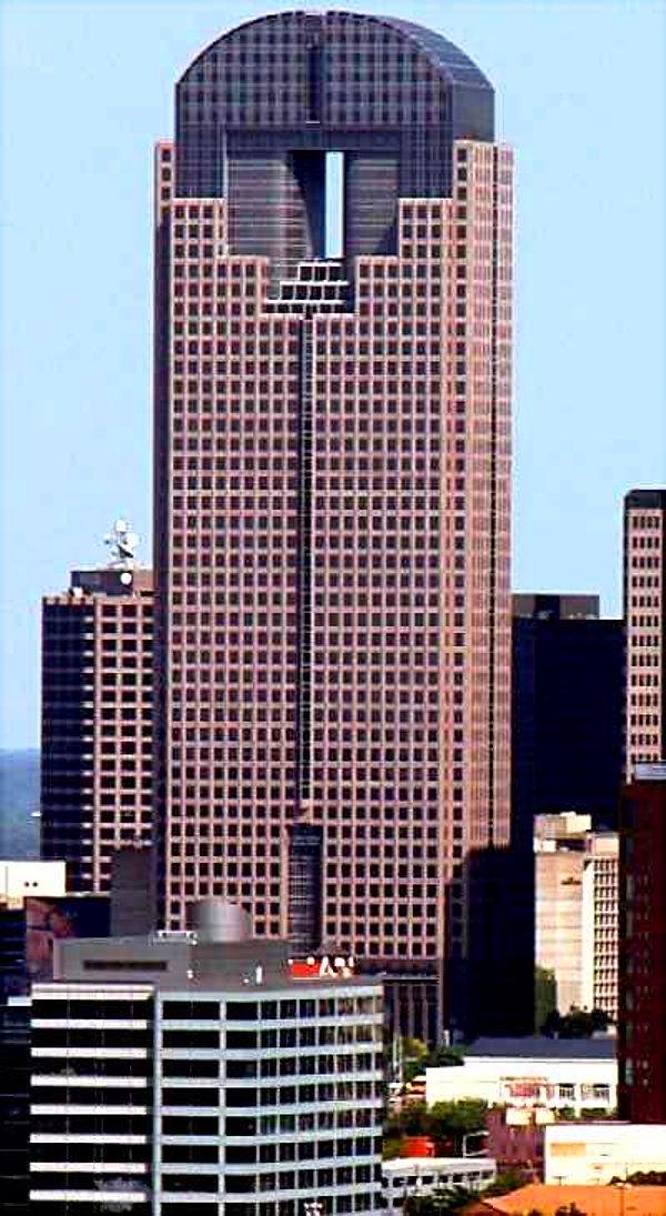 10. JP Morgan Chase Kulesi, Dallas, ABD