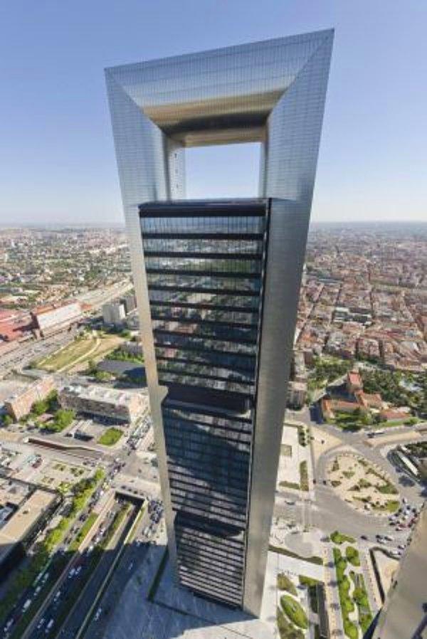 6. Torre Cepsa, Madrid, İspanya