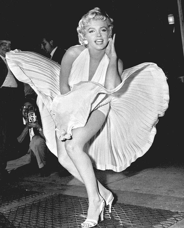 Marilyn Monroe ile birlikteydin!