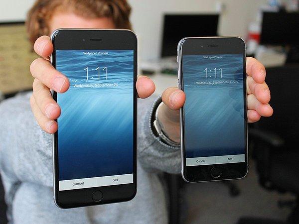 Yeni iPhone'un iki farklı boyutta piyasaya sürülmesi bekleniyor.