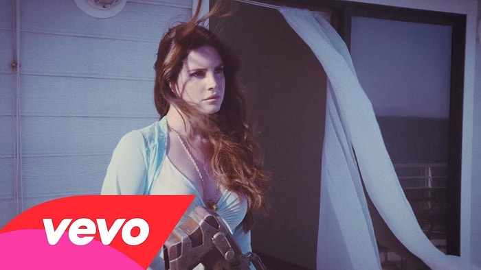Lana Del Rey'den Yeni Klip: High By The Beach