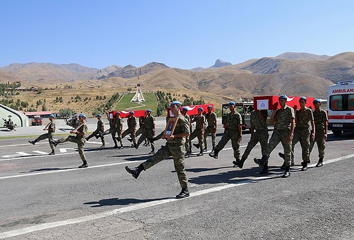 Şehit Askerler Memleketlerine Uğurlandı