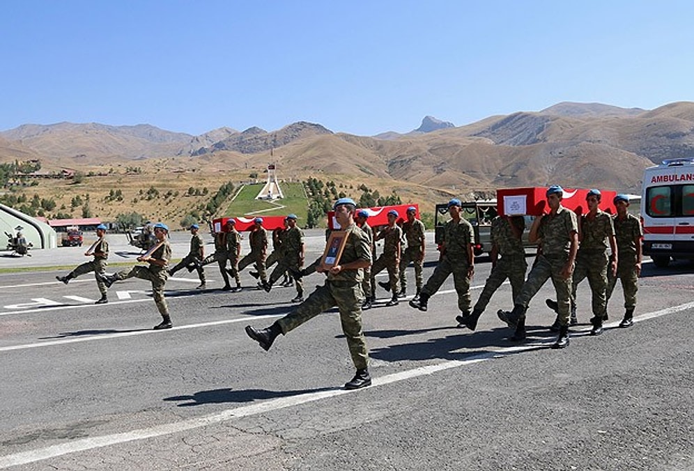 Şehit Askerler Memleketlerine Uğurlandı