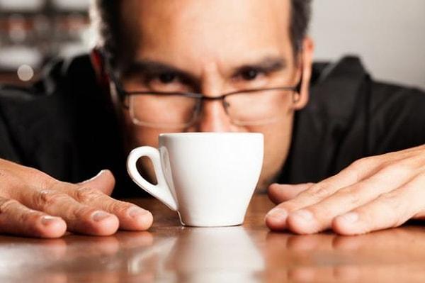 9. Amerikan Psikiyatrik Derneği kafein almayı bırakmayı akılsal bir hastalık olarak tanımlıyor.
