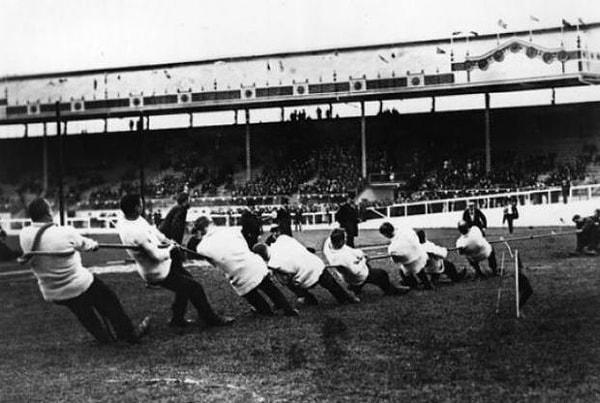 30. 1900 ve 1920 arasında halat çekme bir olimpiyat oyunuydu.