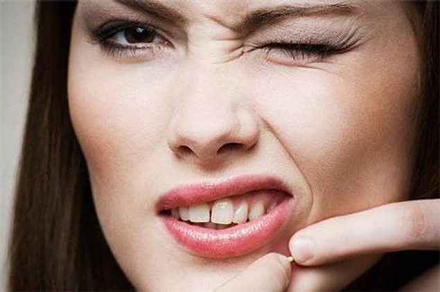 7. Ama yine de dermatoloğun yeni bir şeyleri reçete yazar diye hala umutlusun.
