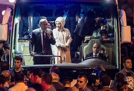 'Hangi Dilden Anlıyorlarsa O Dilden Konuşarak Yola Devam'