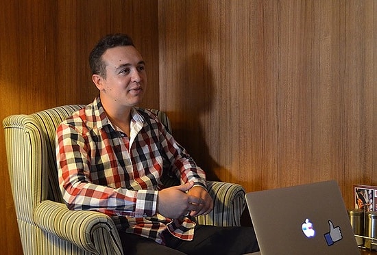 Facebook'ta Bir Türk Tasarımcı