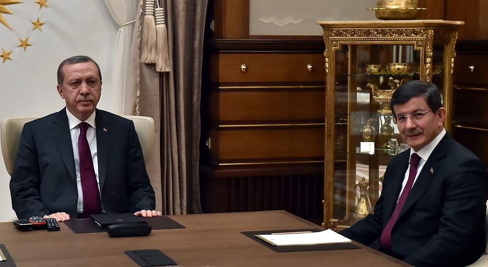 Davutoğlu Hükümeti Kurma Görevini İade Etti