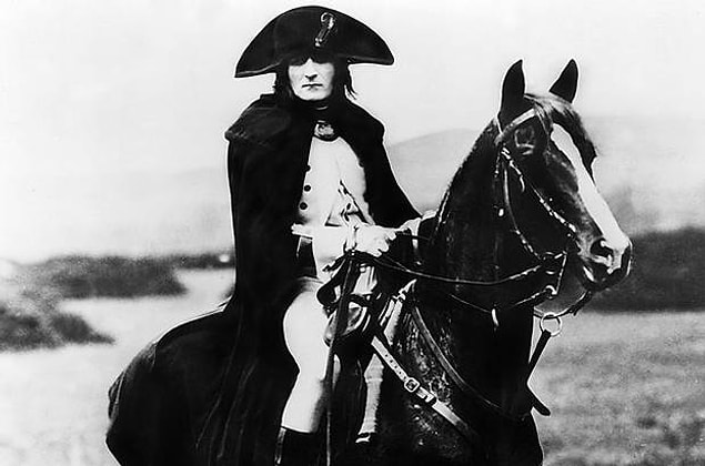 4. Napolyon (1927) | IMDb 7.4