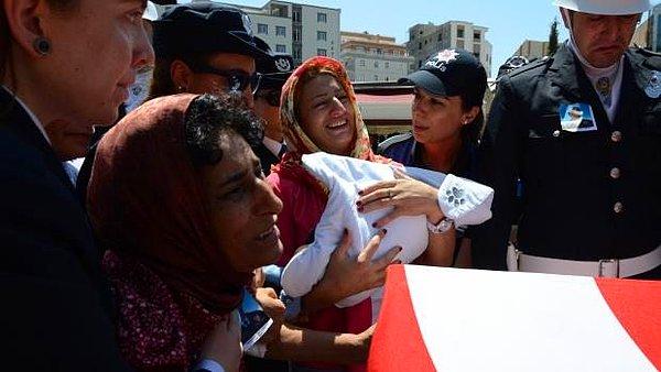 Şehit polis memuru Abdullah Ümit Sercan'ın bebeği 20 günlüktü.