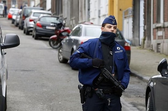 Belçika'da İntihar Edecek Vatandaşı Polis Vurarak Öldürdü