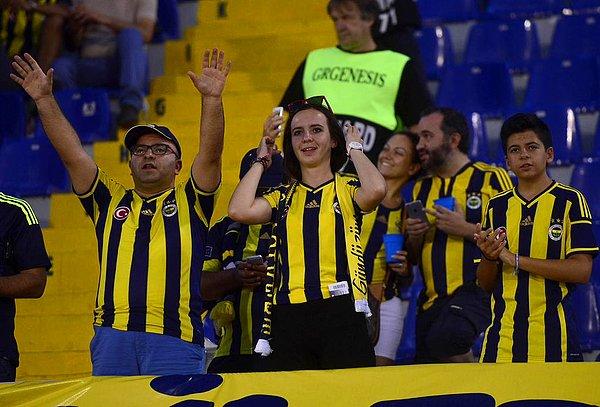 Yunanistan deplasmanında Fenerbahçe taraftarları