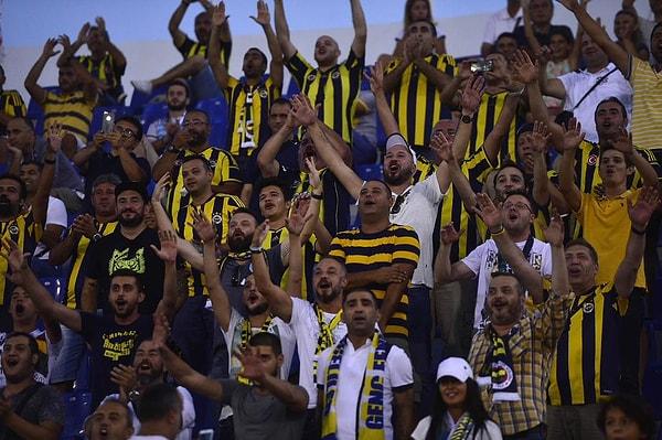 Yunanistan deplasmanında Fenerbahçe taraftarları