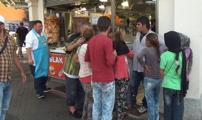 Esnaf Şaşkın, Mülteciler Memnun: Suriyelilere Döner Ismarlayıp Hesabı Ödemeden Kaçan Kadın