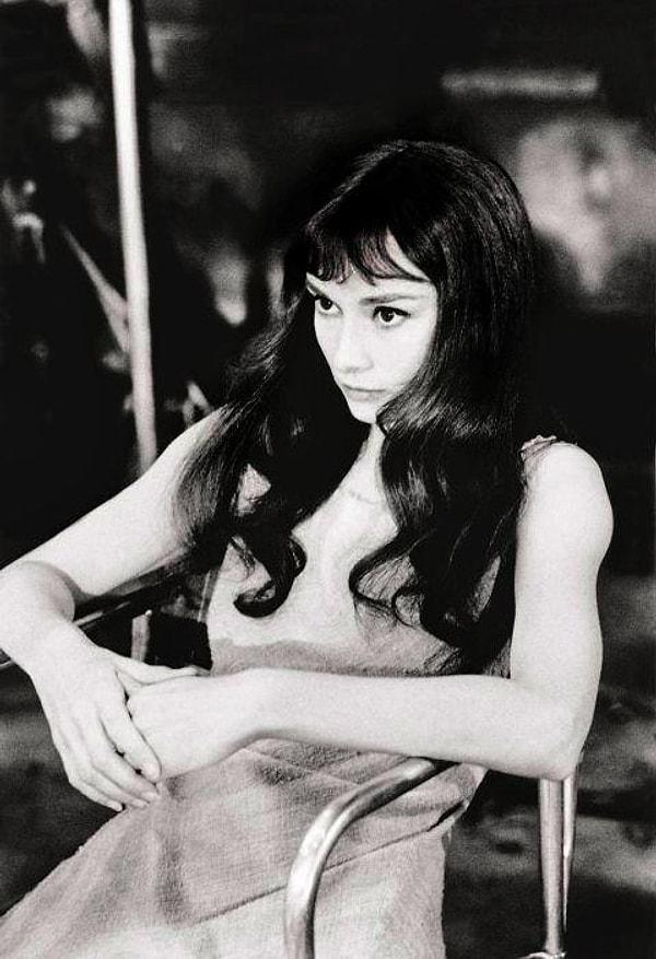 6. Uzun saçlı Audrey Hepburn, 1959