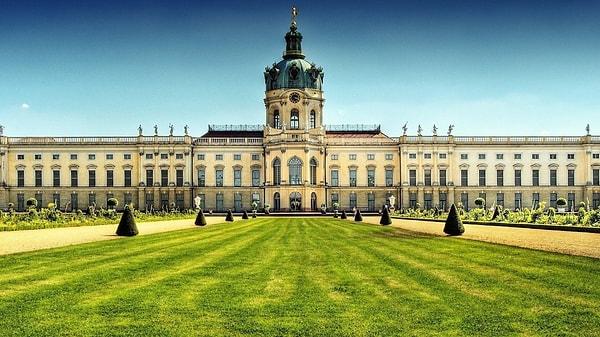 19. Berlin'de hanedanlık havası solumak: Charlottenburg Sarayı