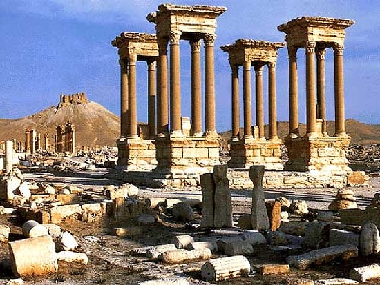 IŞİD Palmyra Antik Kentindeki Tapınağı 'Havaya Uçurdu'