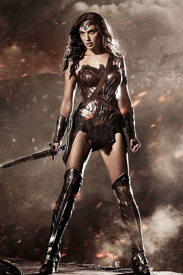 3. Wonder Woman / Hatice Şendil