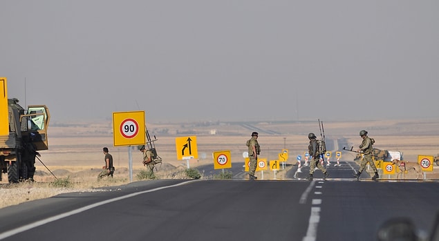 1. Hakkâri'de 2 Asker, Mardin'de 1 Polis Şehit