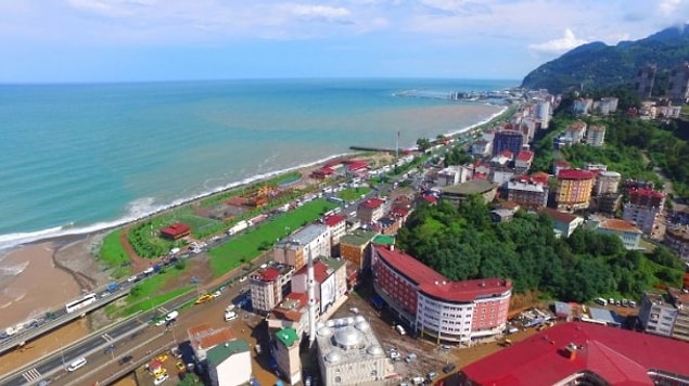 8- Menfezler, teknik verilere uygun olarak yapılmadı. Menfezlerin bir çocuğunun kapalı olduğu ortaya çıktı.