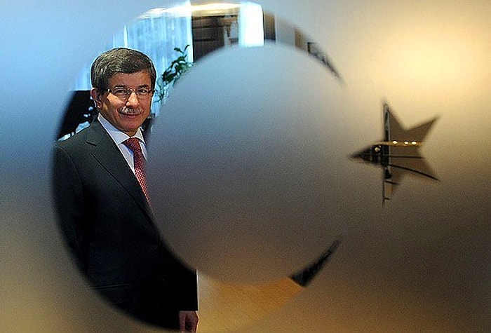 Geçici Hükümeti Kurma Görevi Davutoğlu'nun