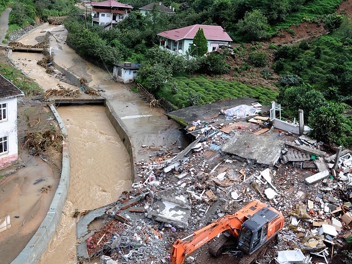 Artvin'deki Sel Felaketinden 1434 Kişi Etkilendi