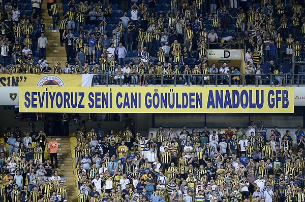 Kadıköy'de tribünler