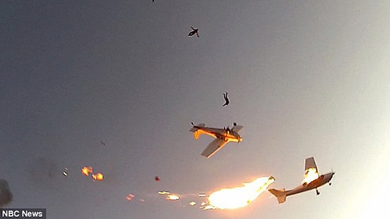 Bunu Mutlaka İzleyin: Hava Dalışçılarını Taşıyan İki Uçağın Çarpışması