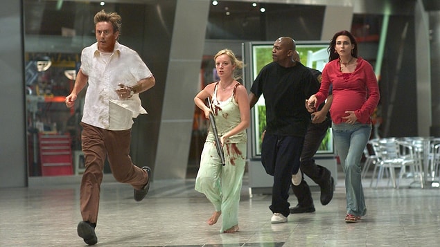 8. Ölülerin Şafağı / Dawn of the Dead (2004)