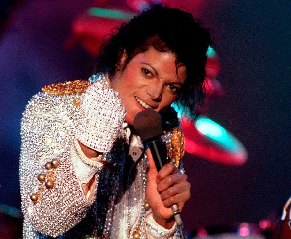 24. Michael Jackson Rock’n Roll Efsaneleri listesinde de yer alıyor.