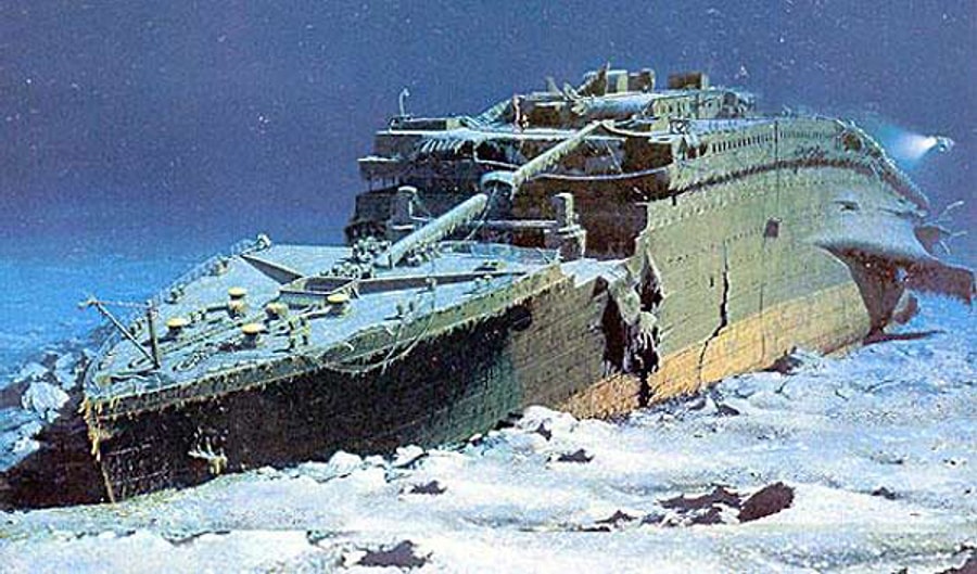 Viking Gemisi, Deve ve Yere Çakılmış Savaş Otobüsü Nerede Bulunur?
