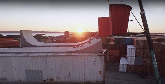 Drew Bezanson'ın Konteyner Üzerindeki İnanılmaz Bisiklet Gösterisi