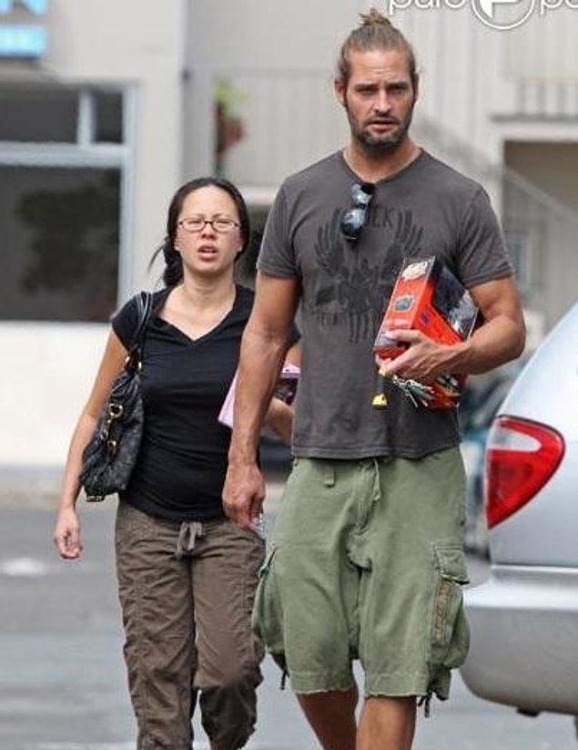 5. Josh Holloway ve karısı