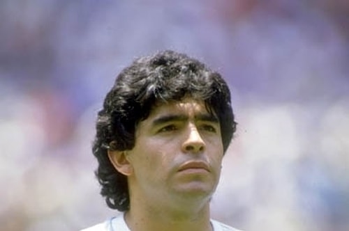 Maradona'nın dudaklarına silikon yaptırdığı bir dünyaya sol bek getirmek istemiyorum