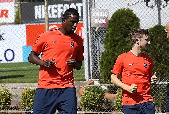 Trabzonspor'da Douglas Antrenmana Çıktı