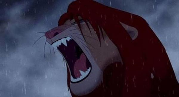13. Aslan Kral filminde aslan kükremeleri yeterince güçlü olmayınca, kaplan kükremesi kullanılmıştır.